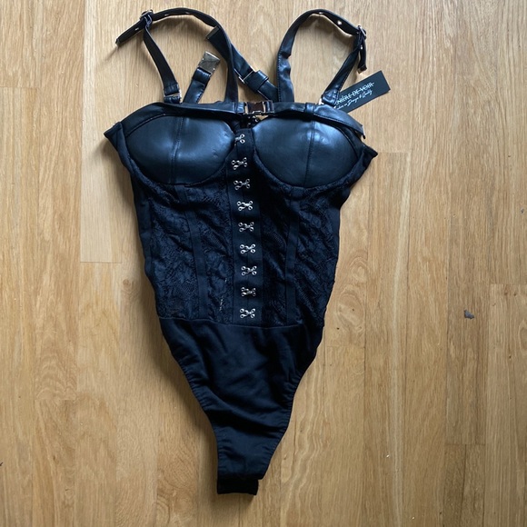 Maniere De Voir Other - MANIERE DE VOIR UK BLACK BODYSUIT FAUX LEATHER ACCENTS INTIMATES 14 US 10 NEW